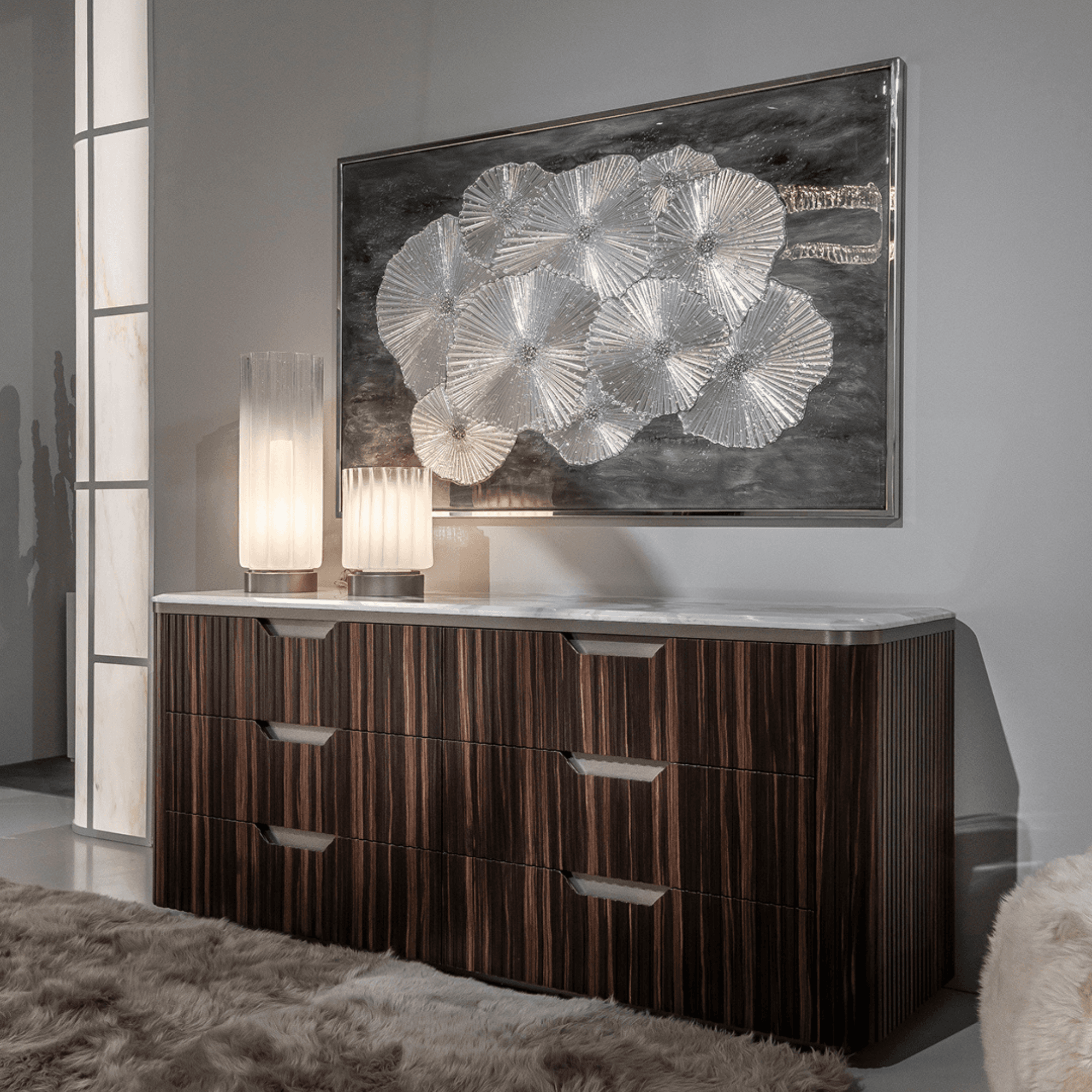 RRoyce Luxury — An Atmosphere of Elegance
